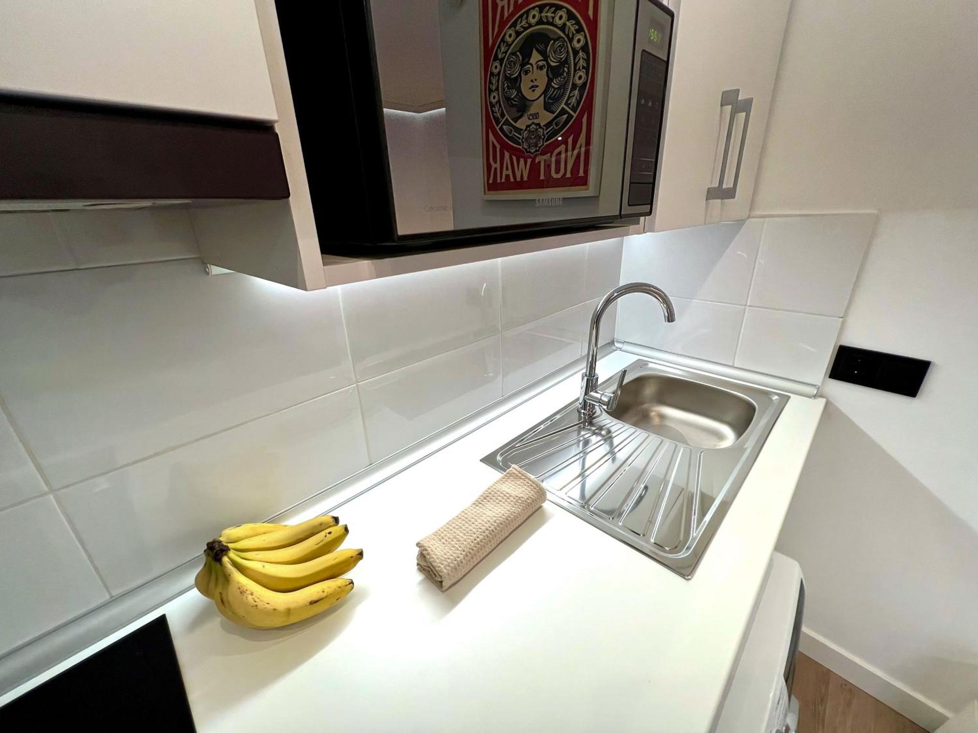 Apartment In The Heart Of Madrid-Piso En Malasana Exteriör bild