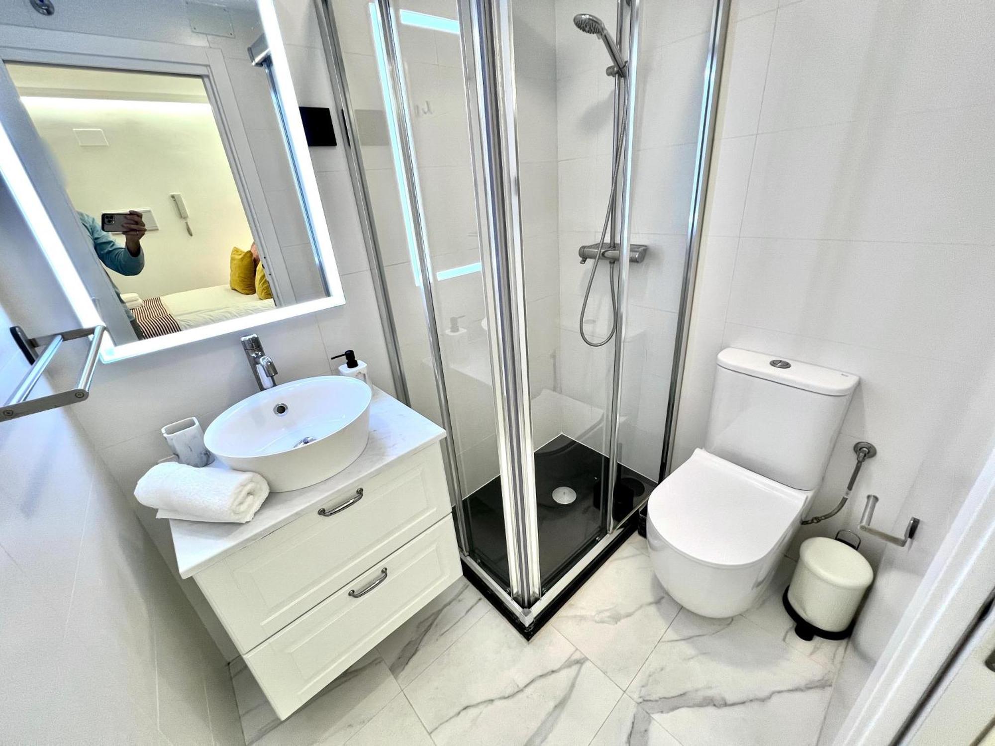 Apartment In The Heart Of Madrid-Piso En Malasana Exteriör bild