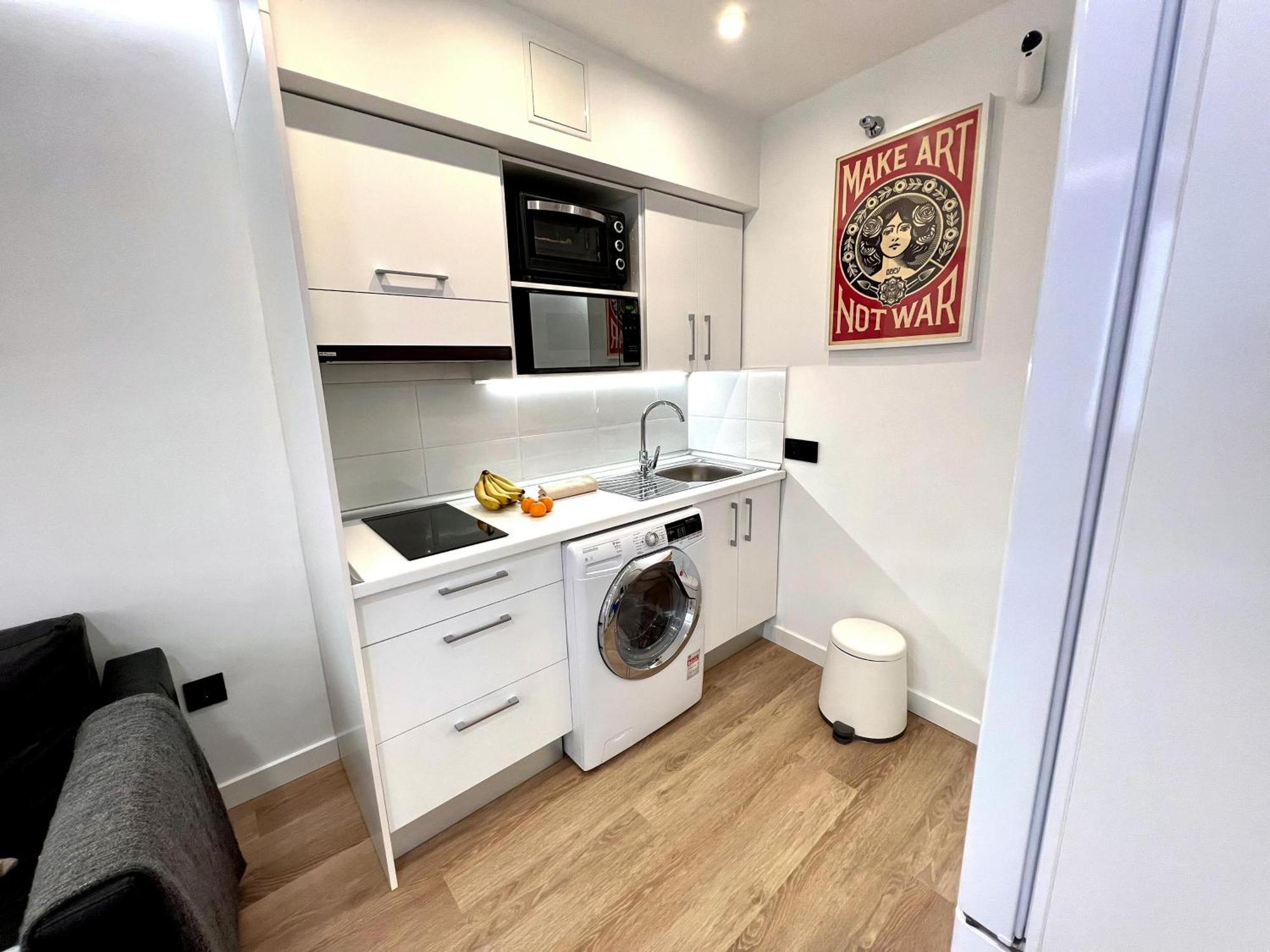 Apartment In The Heart Of Madrid-Piso En Malasana Exteriör bild