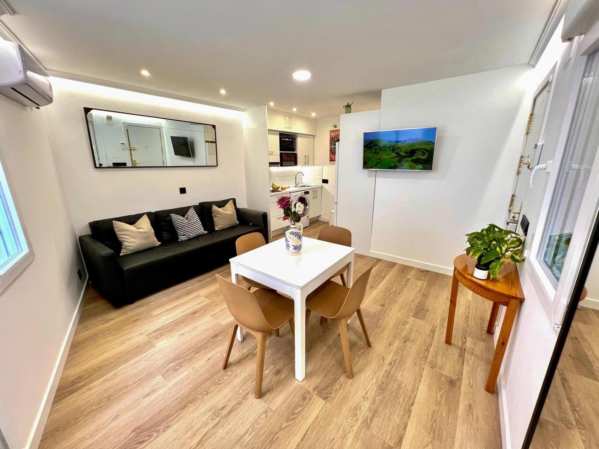 Apartment In The Heart Of Madrid-Piso En Malasana Exteriör bild