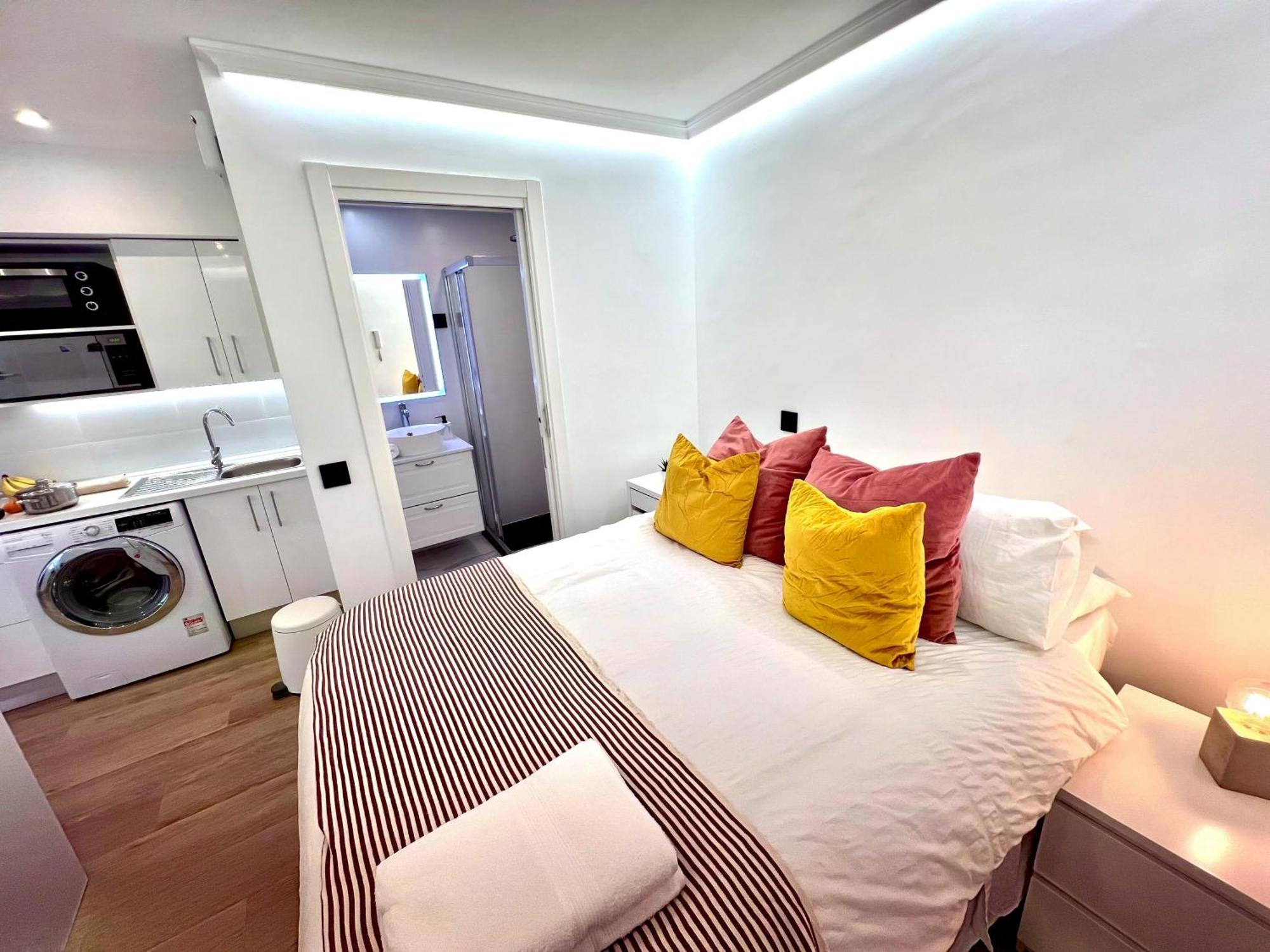 Apartment In The Heart Of Madrid-Piso En Malasana Exteriör bild